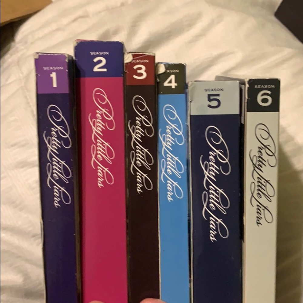 Pretty Little Liars DVD’s seasons 1-6